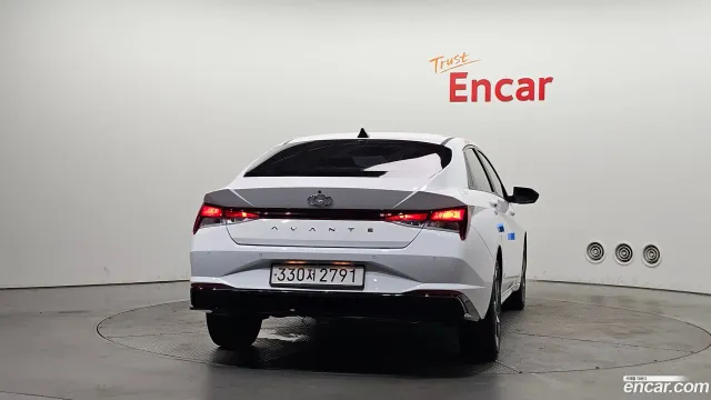 Hyundai Elantra (Avante)