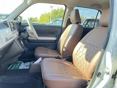 Daihatsu Mira Tocot