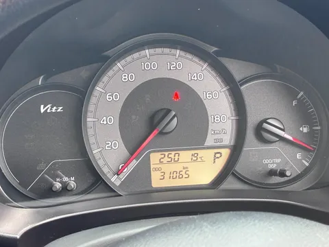 Toyota Yaris (Vitz)