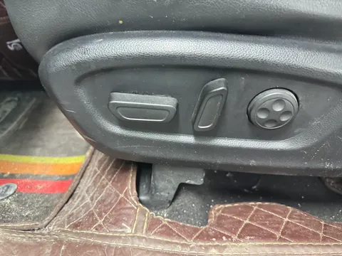 Gac GS8