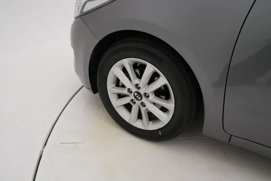 Kia Cerato (K3)