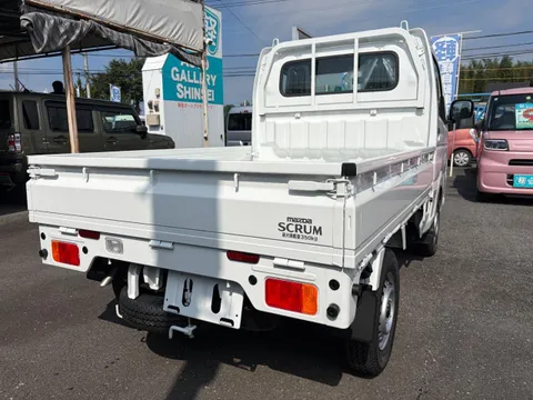 Mazda Scrum Truck