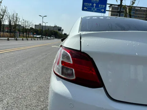 Peugeot 301