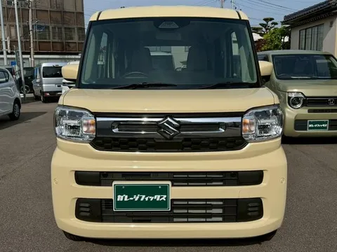 Suzuki Spacia
