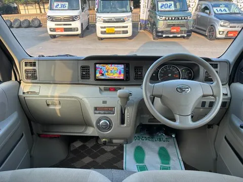 Daihatsu Atrai Wagon