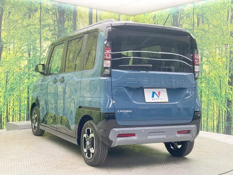 Mitsubishi Delica Mini