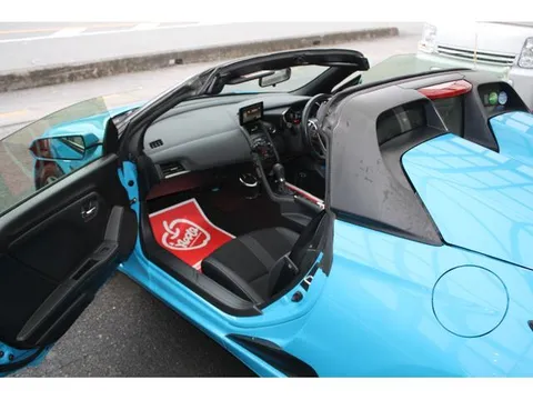 Honda S660