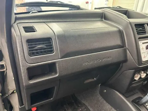 Mitsubishi Pajero Mini