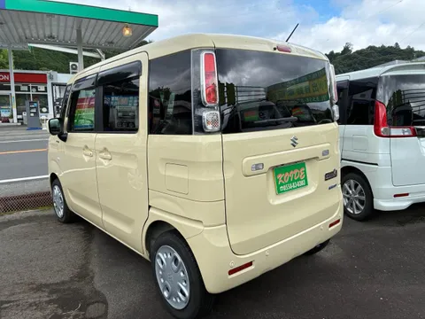 Suzuki Spacia