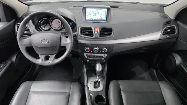 Renault SM3