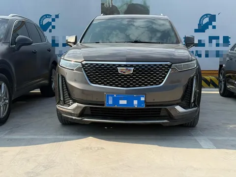 Cadillac XT6