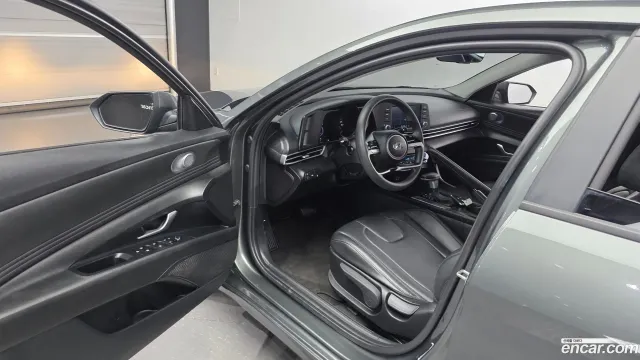 Hyundai Elantra (Avante)