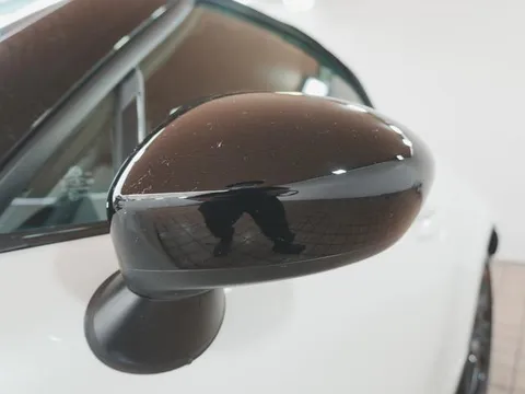 Mazda MX-5 (Roadster)