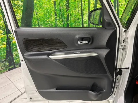 Mitsubishi eK Space Custom