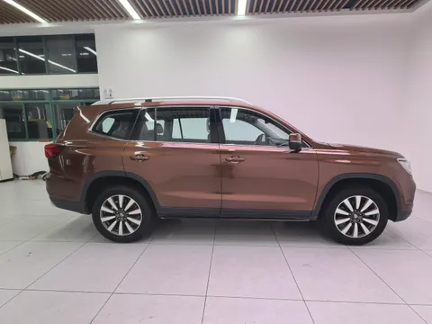 Roewe RX8