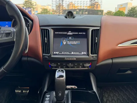 Maserati Levante