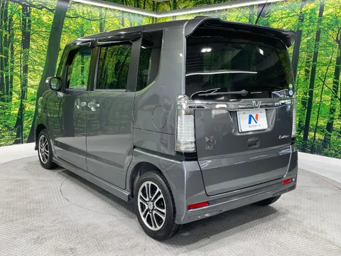 Honda N-BOX Custom