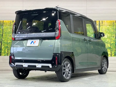 Mitsubishi Delica Mini