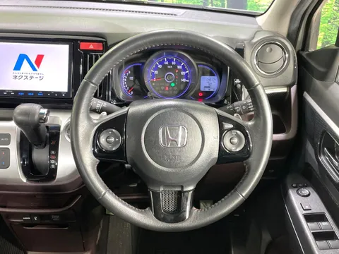 Honda N-WGN Custom