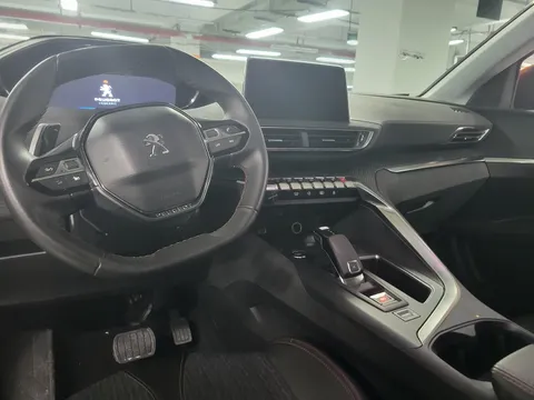 Peugeot 4008