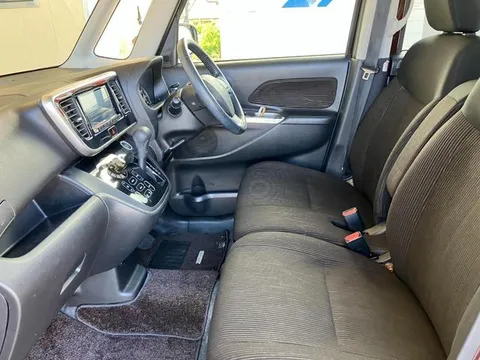 Mitsubishi eK Space