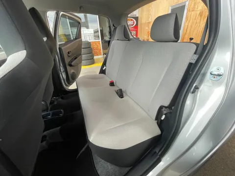 Toyota Yaris (Vitz)