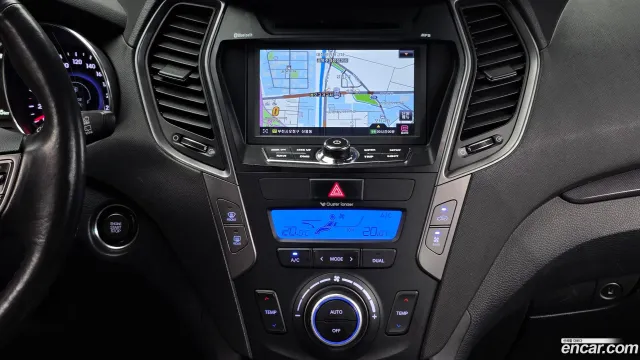 Hyundai Grand Santa Fe (Maxcruz)
