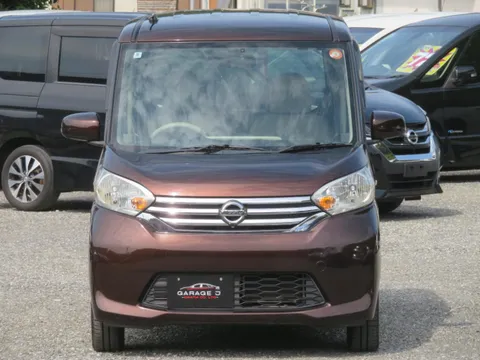 Nissan Dayz Roox