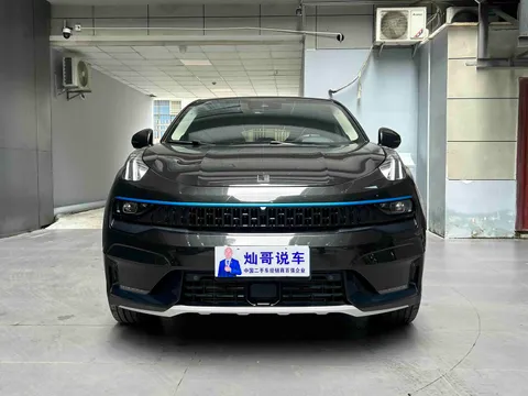 Lynk & Co 05