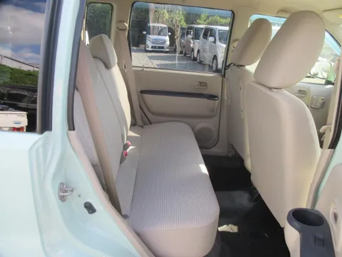 Nissan Otti