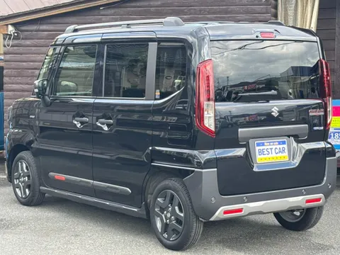 Suzuki Spacia Gear