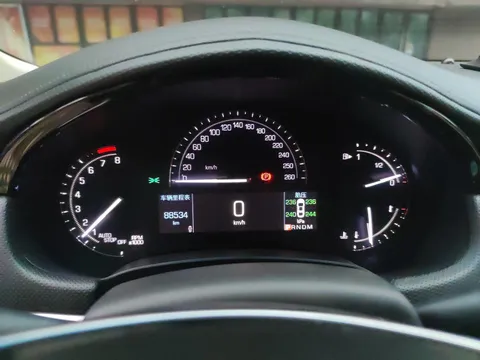 Cadillac XTS