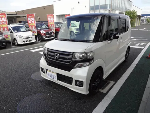Honda N-BOX Custom