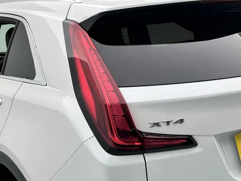 Cadillac XT4
