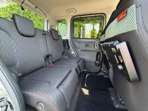 Suzuki Spacia Gear