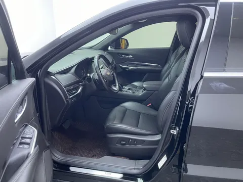 Cadillac XT4