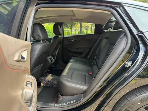 Chevrolet Malibu XL