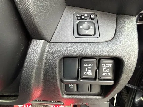 Mitsubishi eK Space Custom