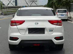 Nissan Bluebird