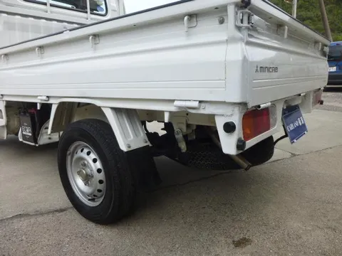 Mitsubishi Minicab Truck