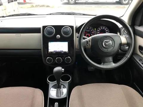 Mazda Verisa