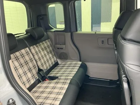 Honda N-BOX Joy