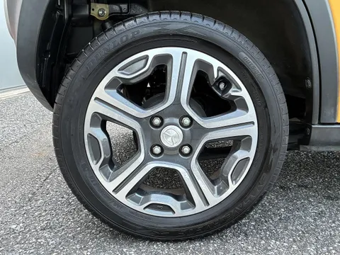 Mazda Flair Crossover