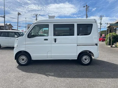 Nissan Clipper