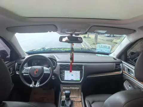 Roewe RX8