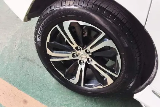 Honda UR-V