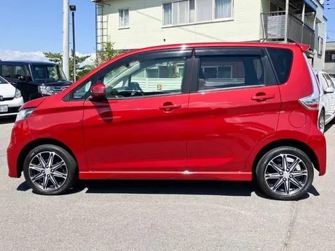 Mitsubishi eK Custom
