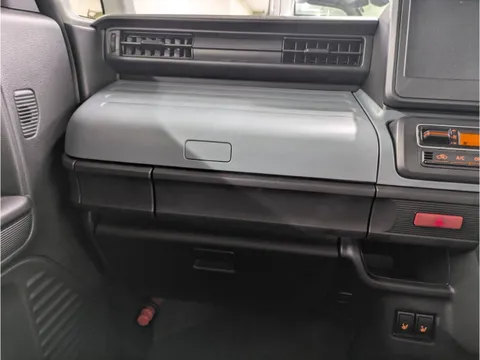 Suzuki Spacia Base