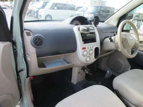 Nissan Otti