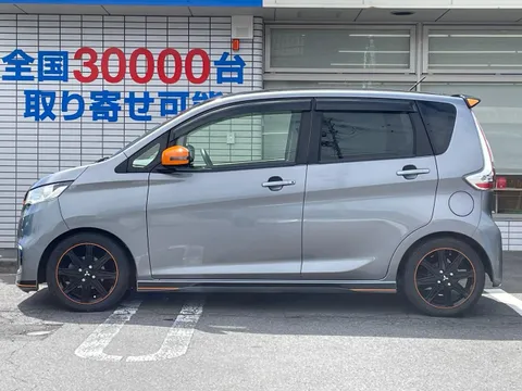 Mitsubishi eK Custom